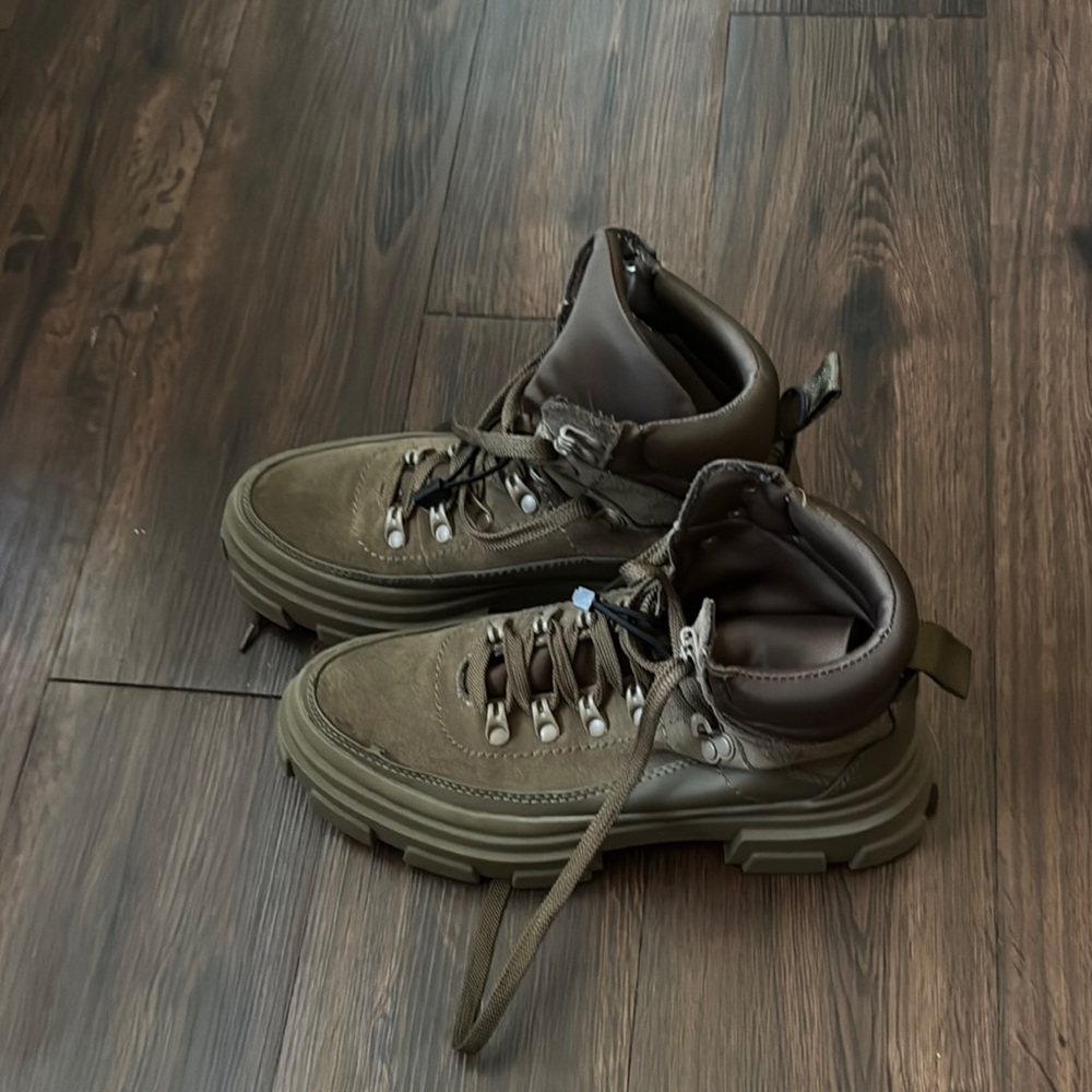 Zara Women's Brown Lace Up Boots